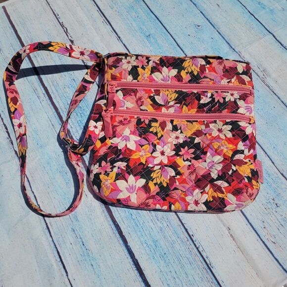 Vera Bradley Women's Triple Zip Multicolor Floral print Crossbody Hipster Bag - Picture 2 of 13